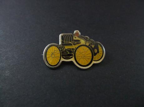 Ford Quadricycle 1896  ( eerste voertuig ontwikkeld door Henry Ford ) geel